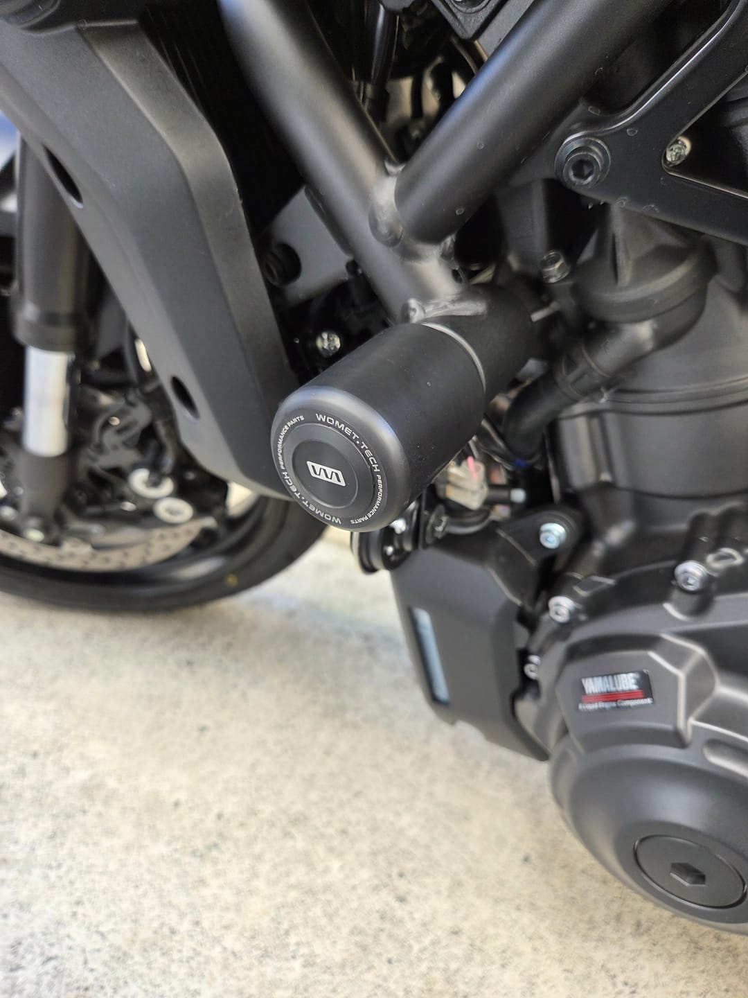 Customer photo review of Crash Pads / Frame Sliders for Yamaha R7 / MT07 & XSR700 (Standard Line)