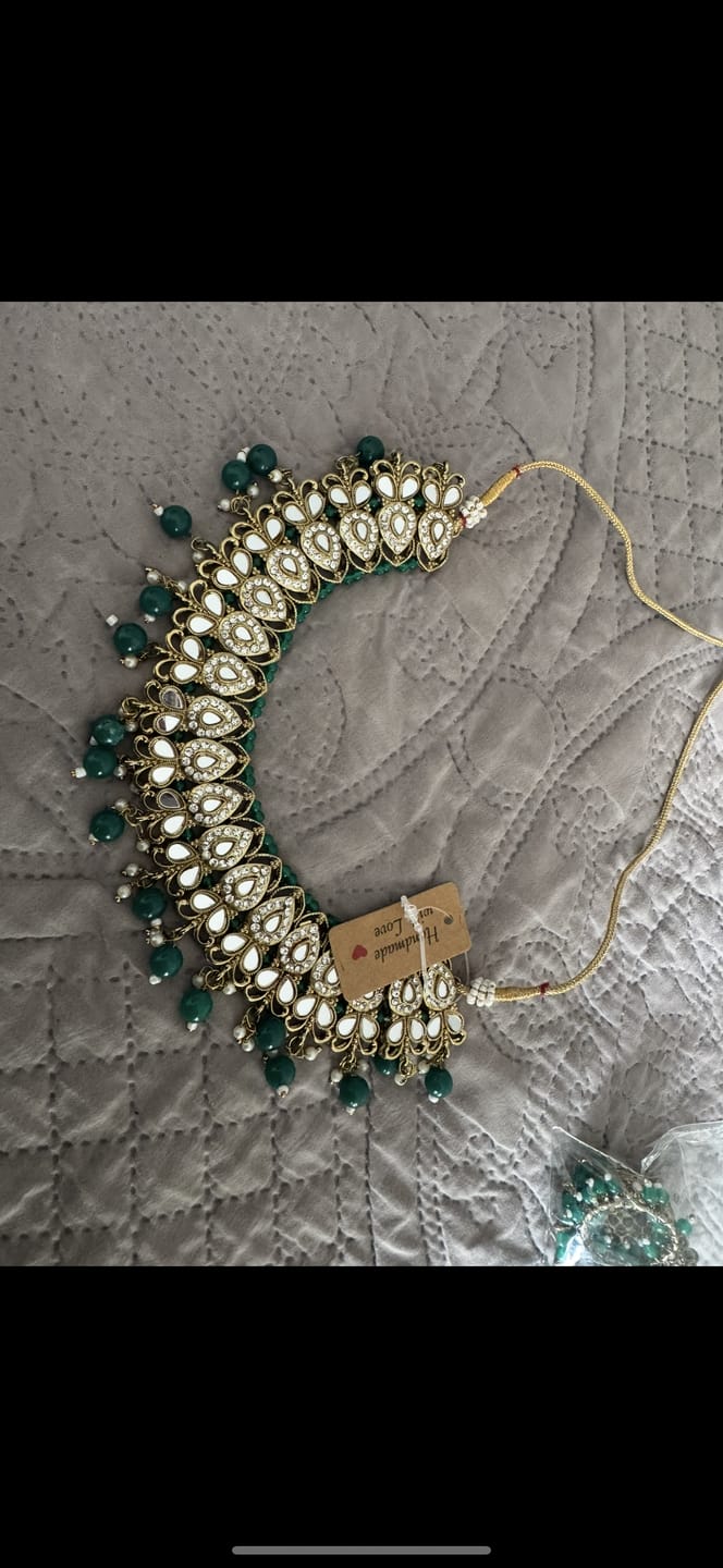 Customer photo review of Asian Kundan Necklace Set