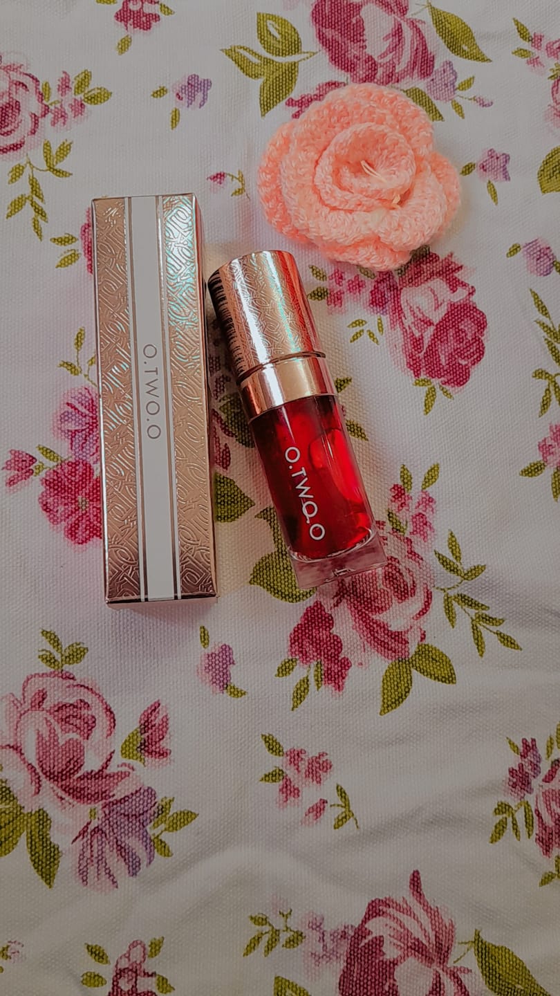Customer photo review of O.TWO.O HAUTE WATERY LIP AND CHEEK TINT