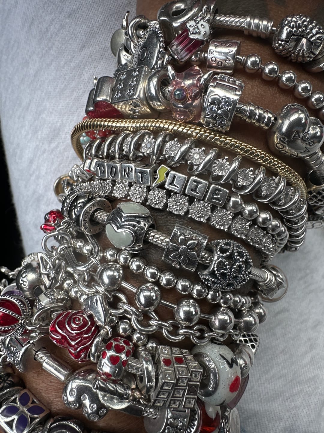 Customer photo review of PANDORA Poinsettia 925 ALE Sterling Silver Charm Christmas Bead