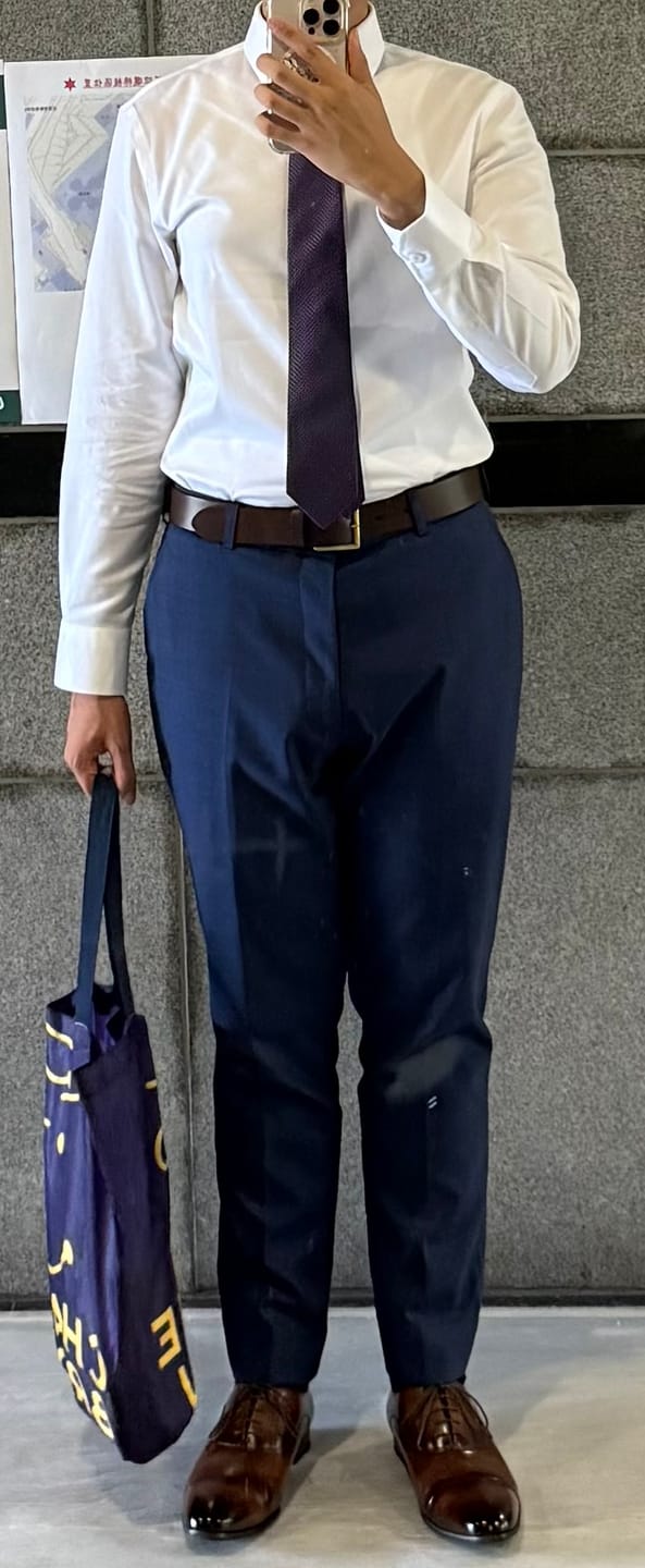 Customer photo review of Wrinkle-Free Pinpoint Oxford Dress Shirt | White WH001Z
