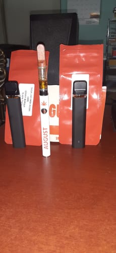Customer photo review of Live Hash Rosin Disposable Vape