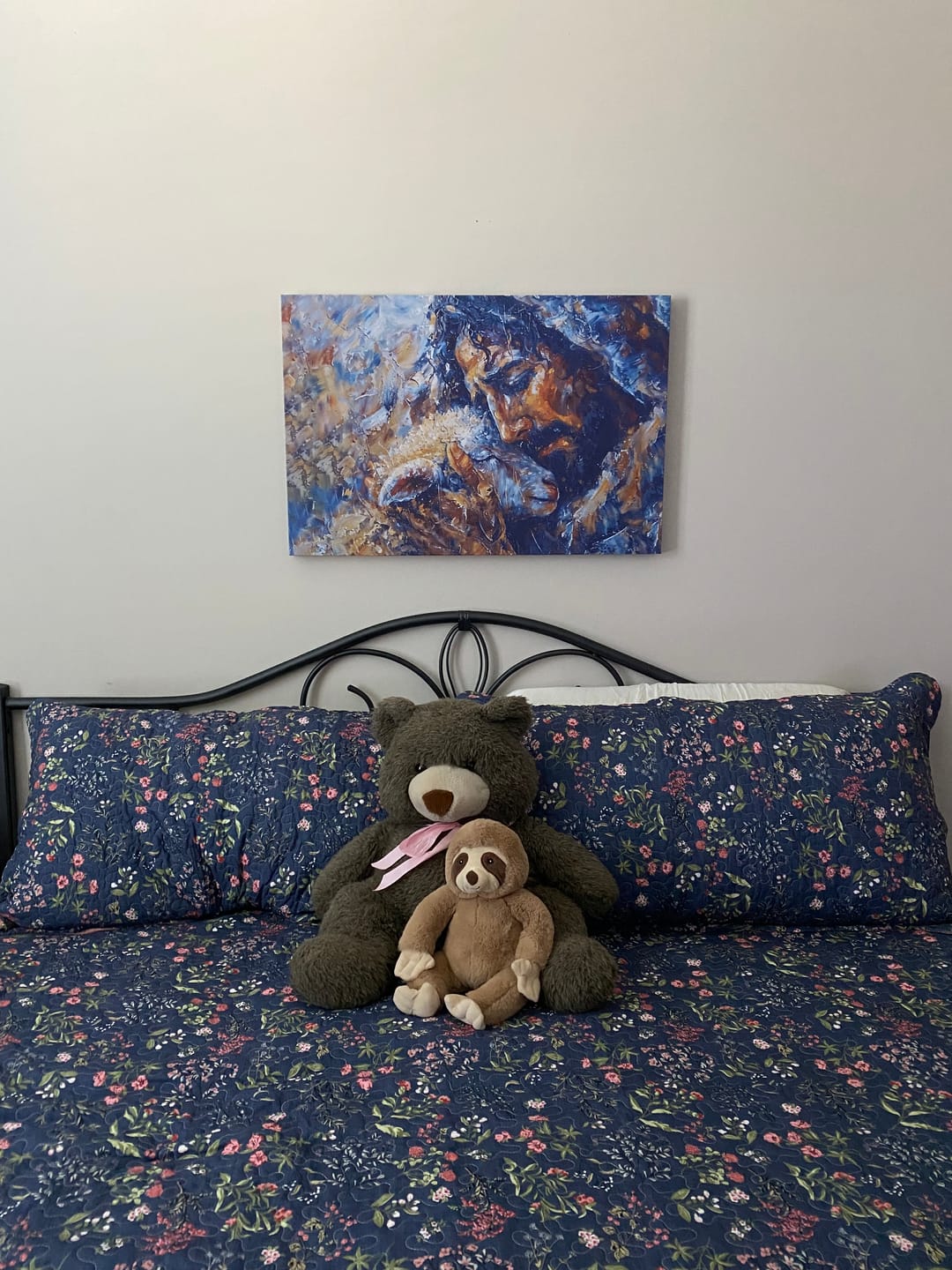 Customer photo review of Abstract Painting of Jesus and Lost Lamb Wall Art Canvas