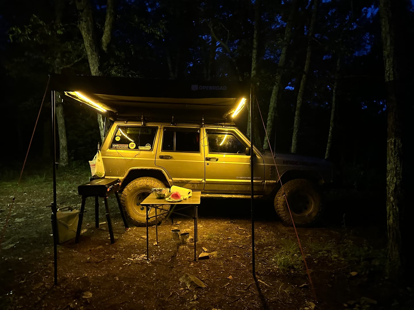 Customer photo review of OPENROAD 90-Degree Quick-open Awning