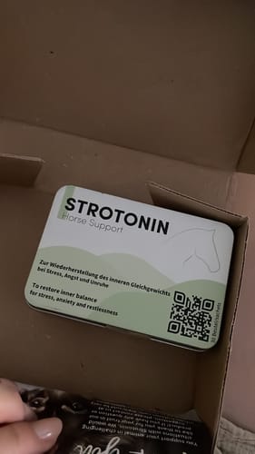 Customer photo review of Strotonin Horse Support