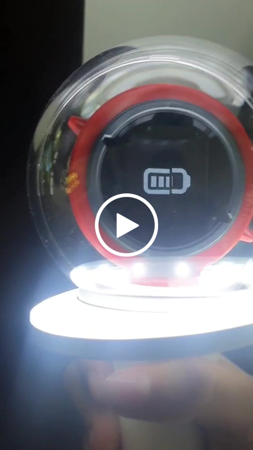 Customer video review of STRAY KIDS Official Lightstick Ver.2