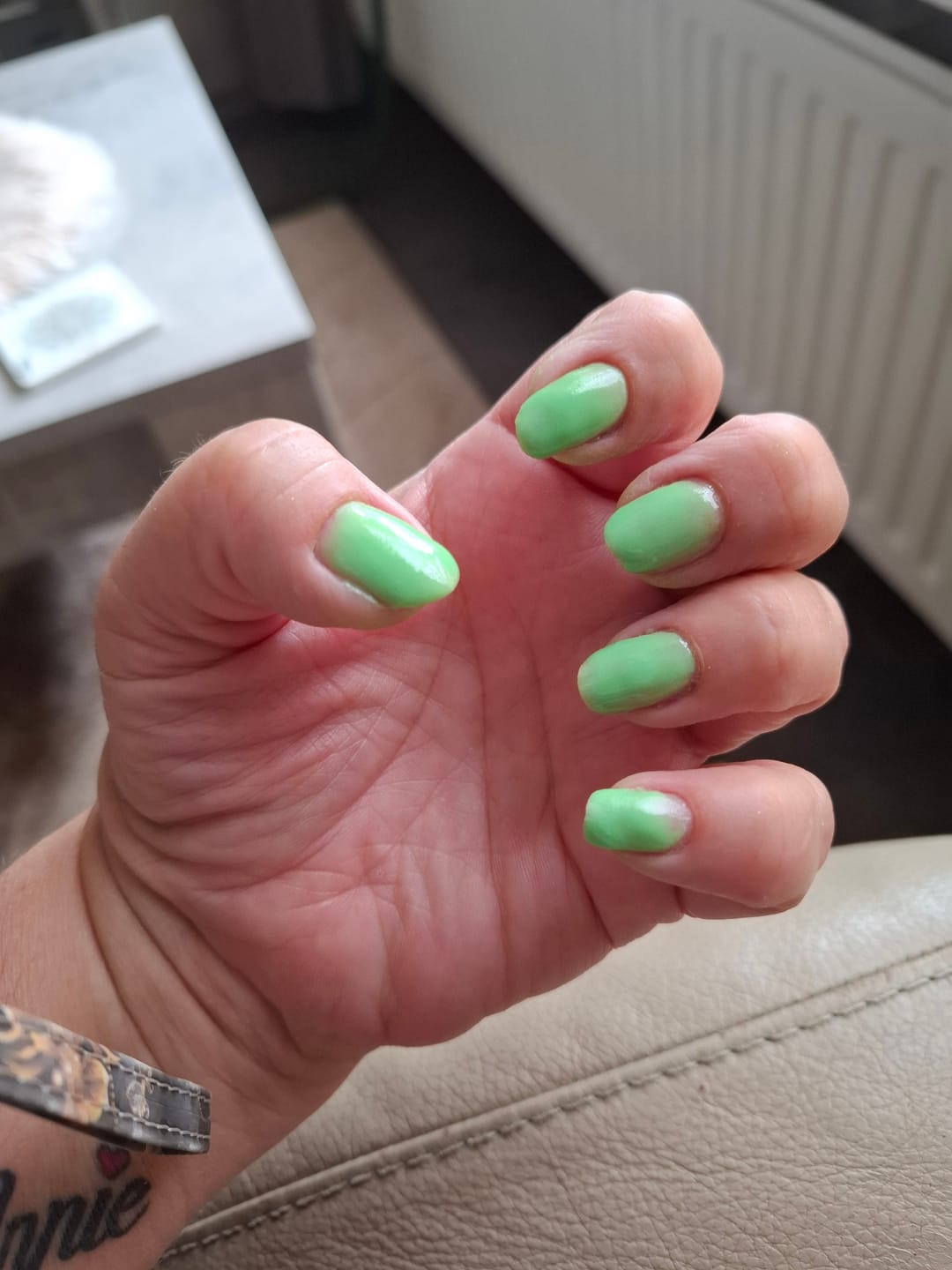 Customer photo review of Green Light Dipping Powder