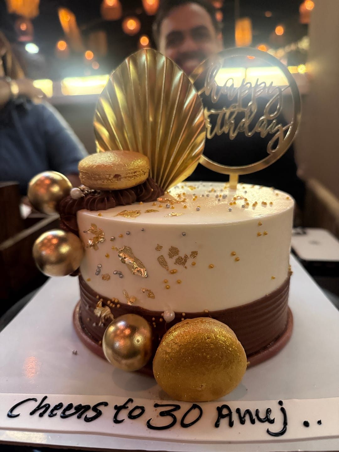 Customer photo review of Golden cake for boyfriend birthday