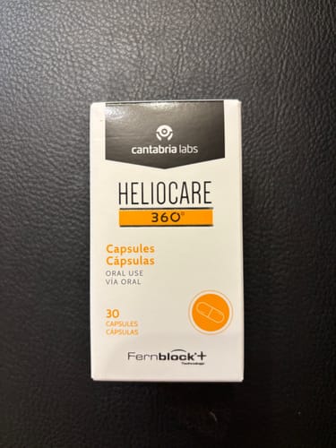 Customer photo review of ヘリオケア360° ORAL（飲む日焼け止め）