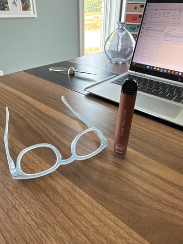 Customer photo review of Fume Ultra 2500 Puffs