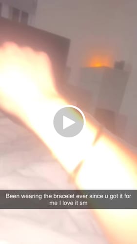 Customer video review of Fine Heart Charm Bracelet - Gold