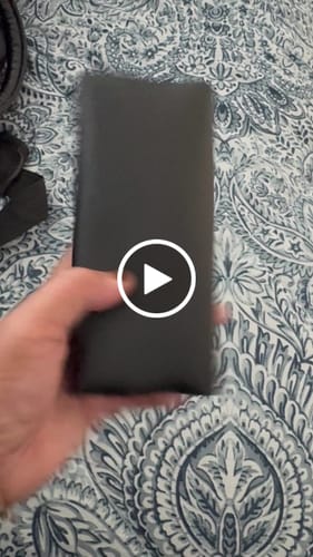 Customer video review of FREE Sunglasses Leather Pouch + Suede Microfiber Cloth (Worth RM24.90)