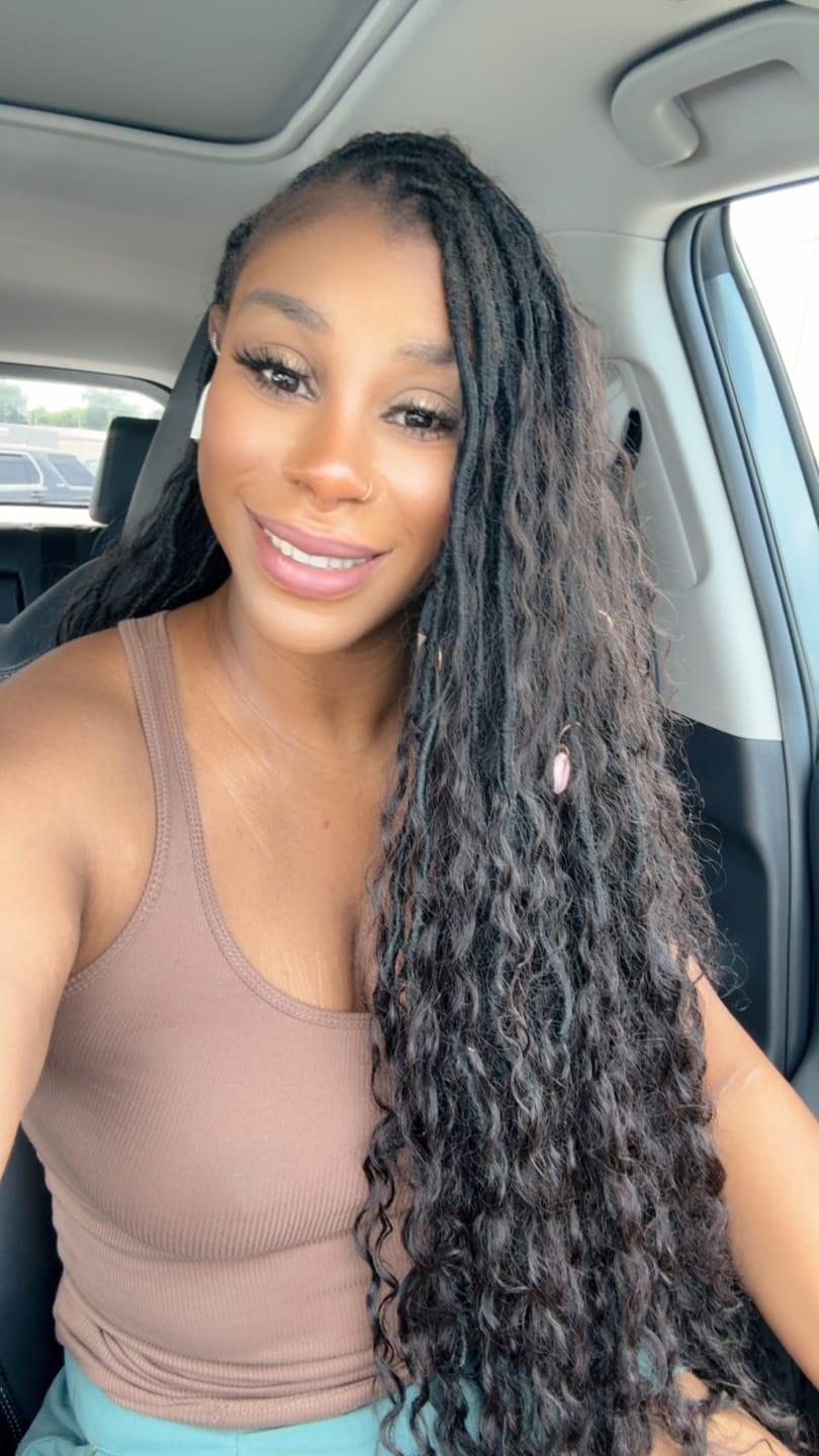 Customer photo review of Pre-looped Crochet Boho Locs with Human Hair Curls