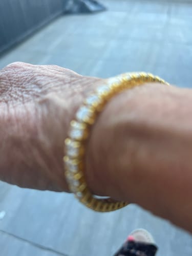 Customer photo review of TENNISBOY BRACELET. - 4MM GOLD