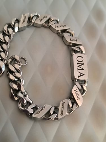 undefined review of Familieschakel Armband Voor Oma image 1 out of 2