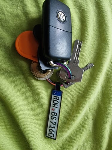 Customer photo review of Kennzeichen Schlüsselanhänger Mini Nummernschild Metall