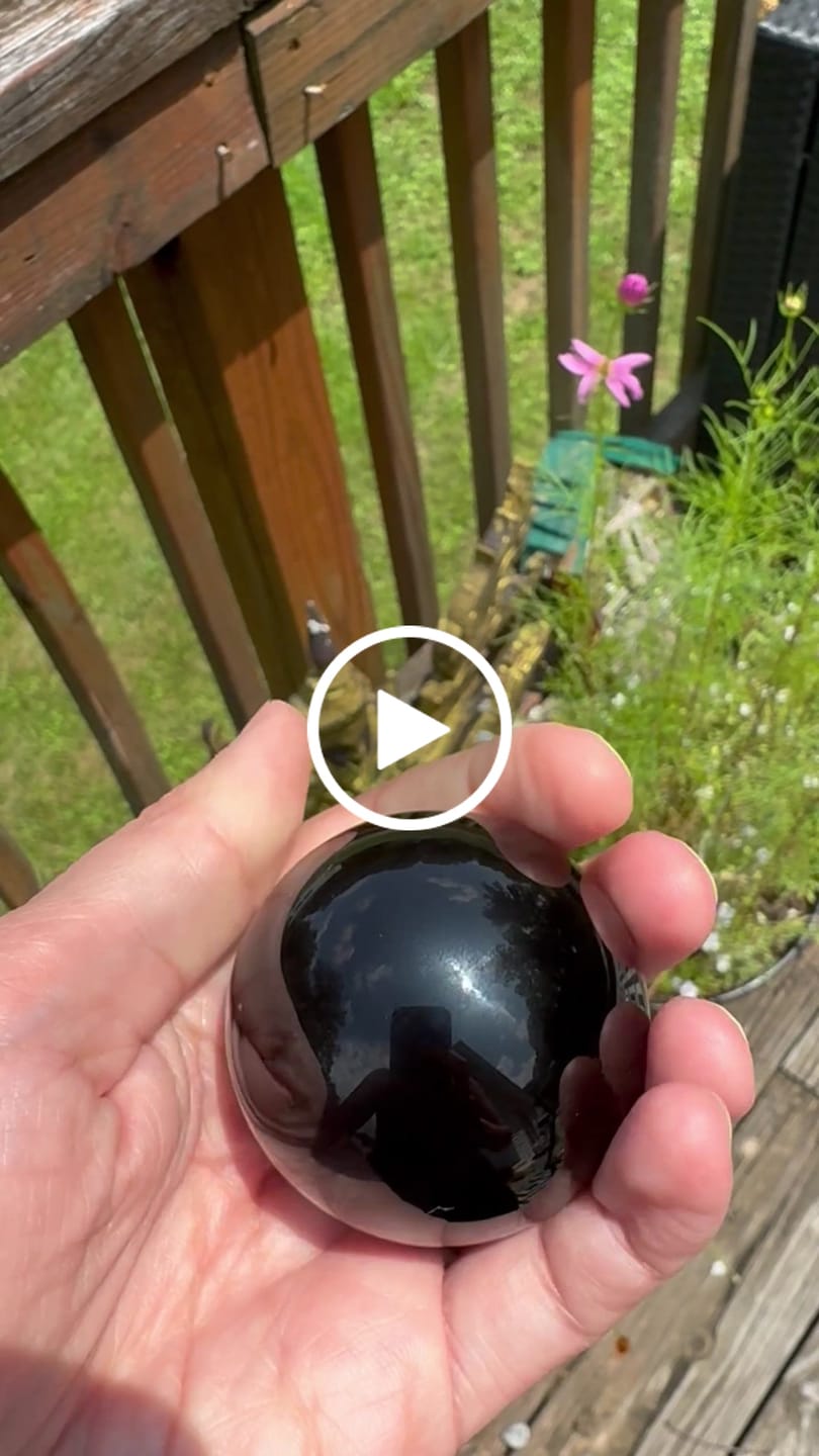 Customer video review of Obsidian Sphere