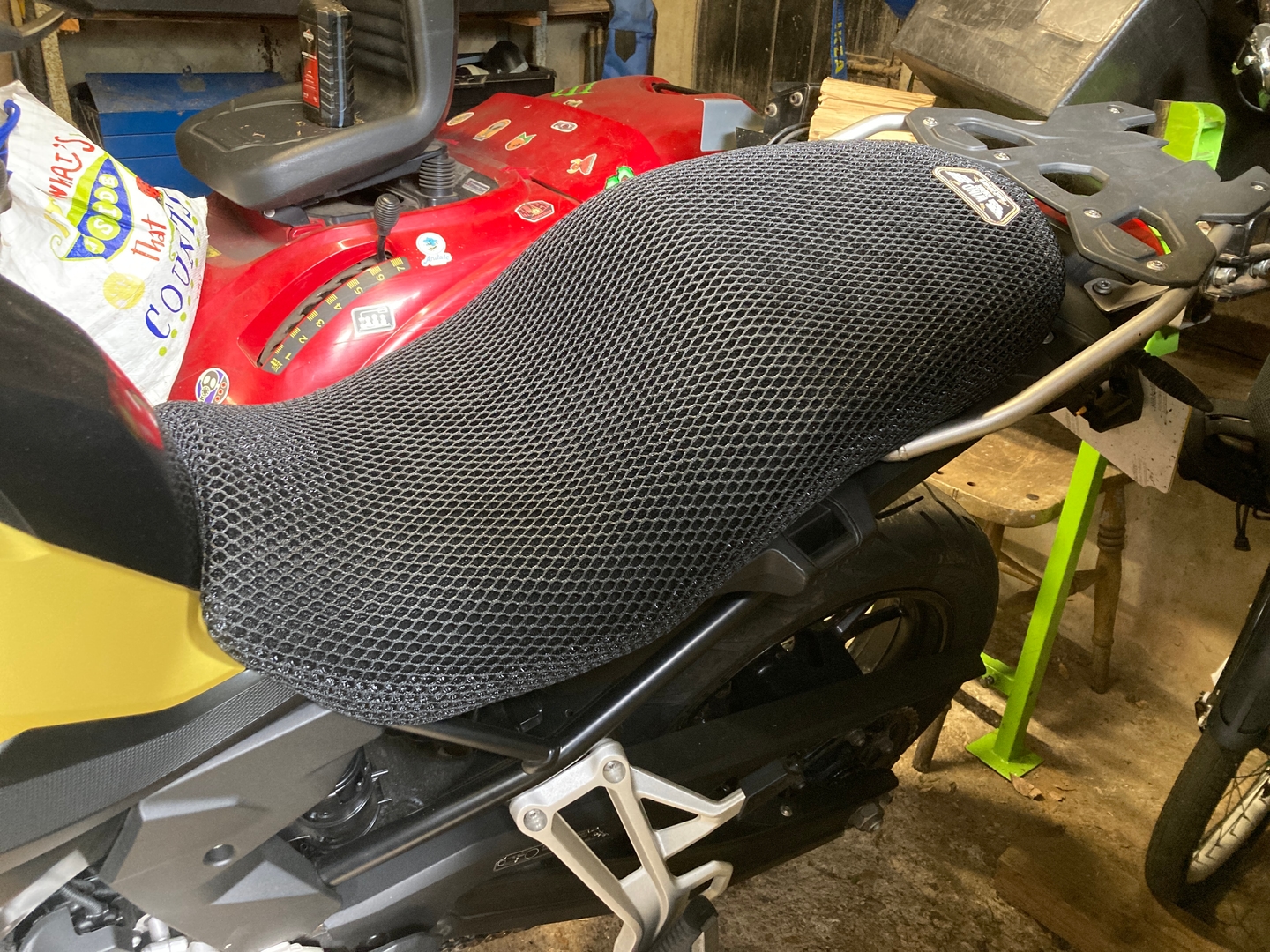 Wind Rider mesh seat cover on a BMW F 750 GS