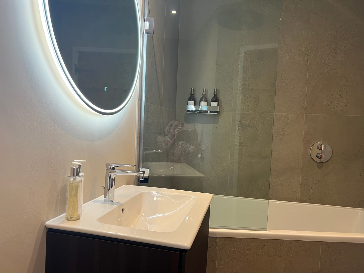 Customer photo review of Set of 3 Bathroom Reusable Amber Glass Bottles 500 ML with Stainless Steel Pump