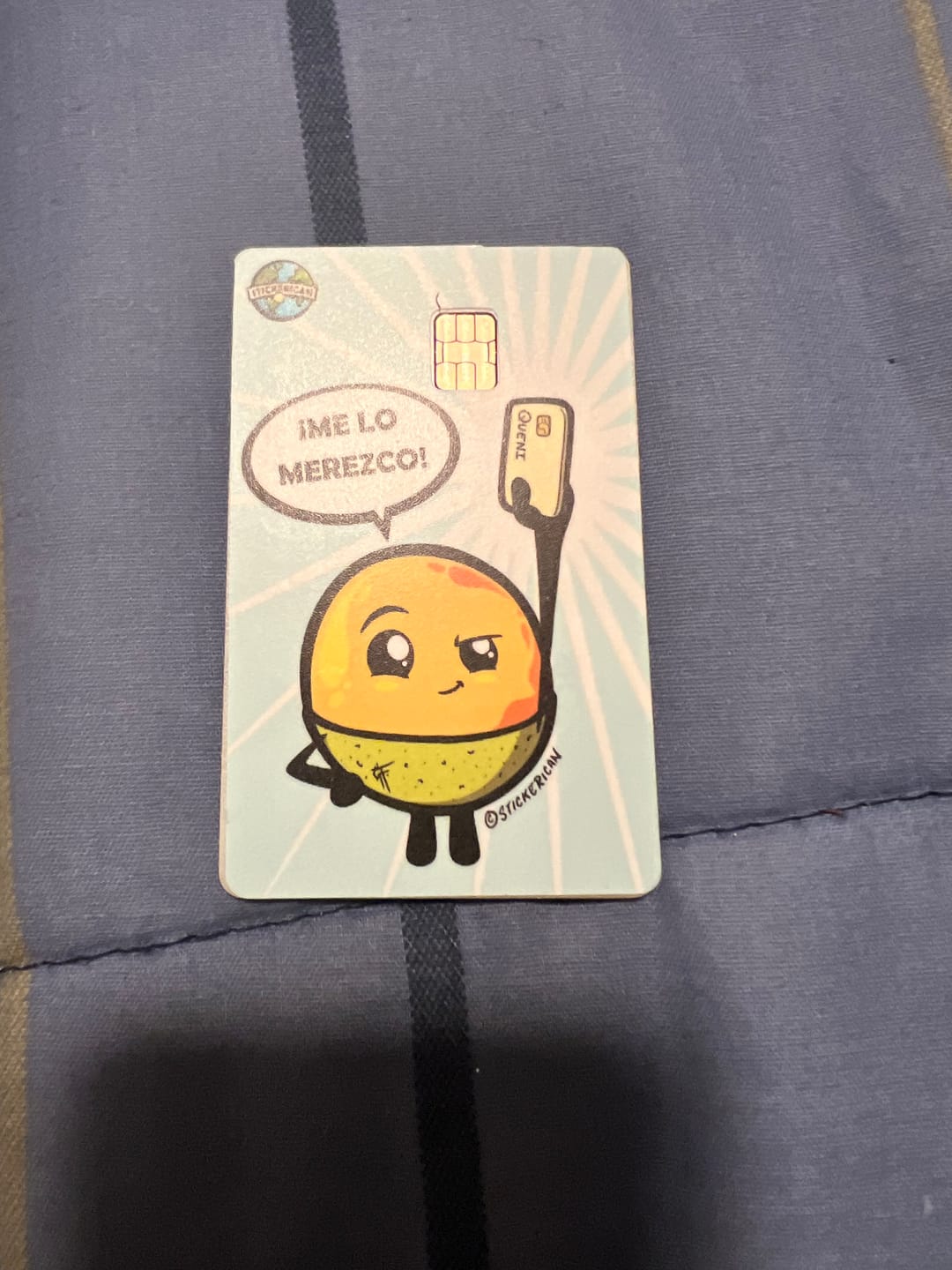 Customer photo review of Me Lo Merezco - Sticker para Tarjeta de Crédito