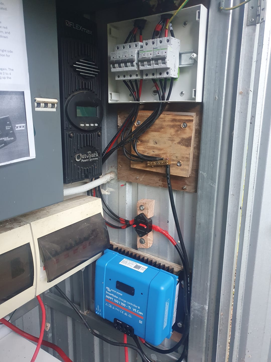 Customer photo review of Victron SmartSolar MPPT (All Models)