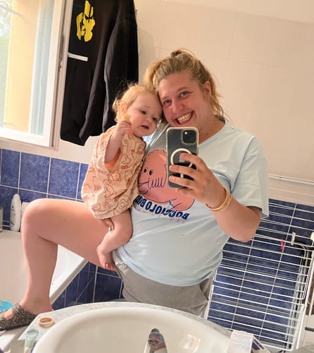 Customer photo review of BLUE ITALIAN POODLE TS WOMAN