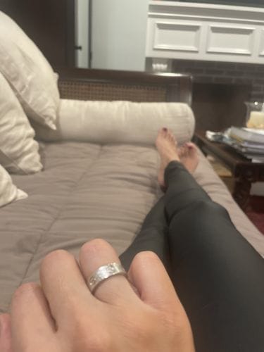 Customer photo review of LOVE RING 5.5MM NO DIAMOND