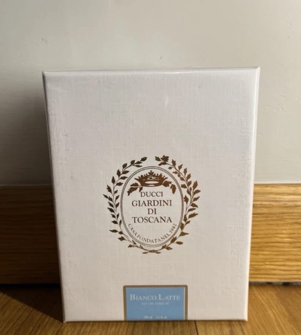 Customer photo review of GIARDINI DI TOSCANA - BIANCO LATTE