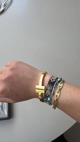 Customer photo review of T SQUARE OPEN BRACELET