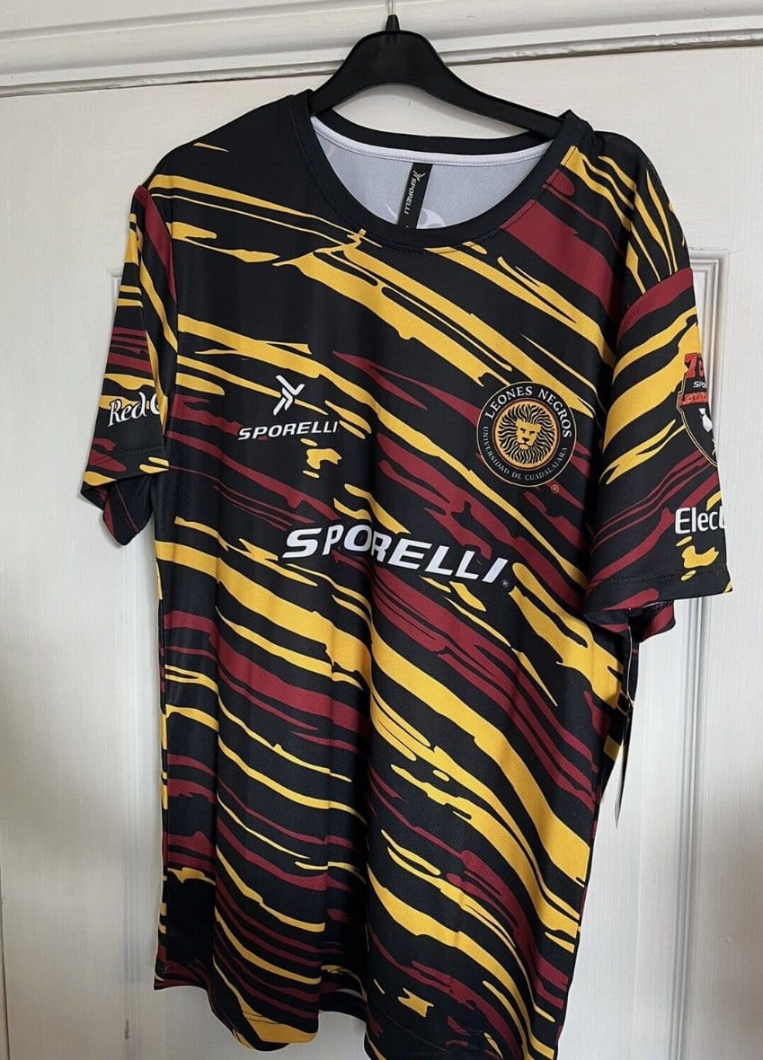 Customer photo review of Men’s Mystery Football Shirt Box