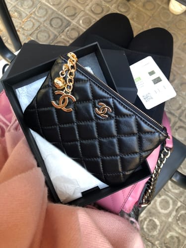 Customer photo review of cc zipped wallet 14cm black lambskin gold hardware