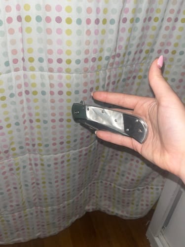 Customer photo review of Mystery Knives Box™