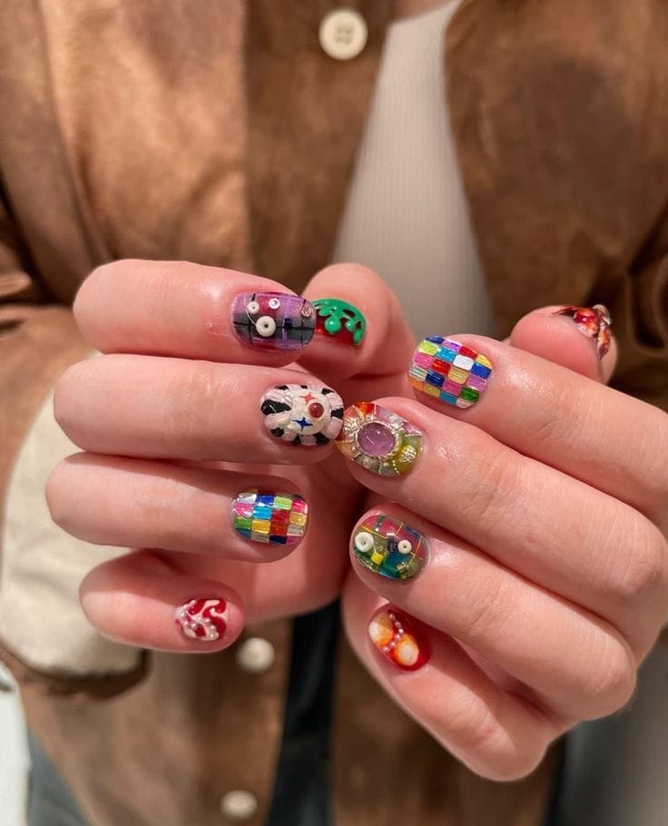 Customer photo review of Siva Nail, Circus Ice Drip – Summer Armor Series Handmade Press on Nails