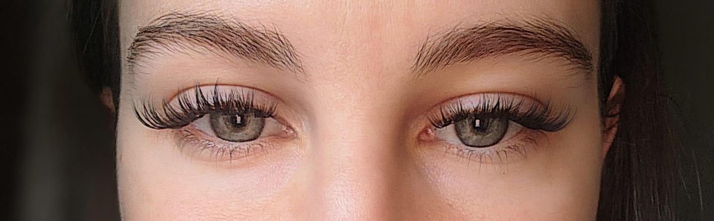 Customer photo review of Flora Lash only
