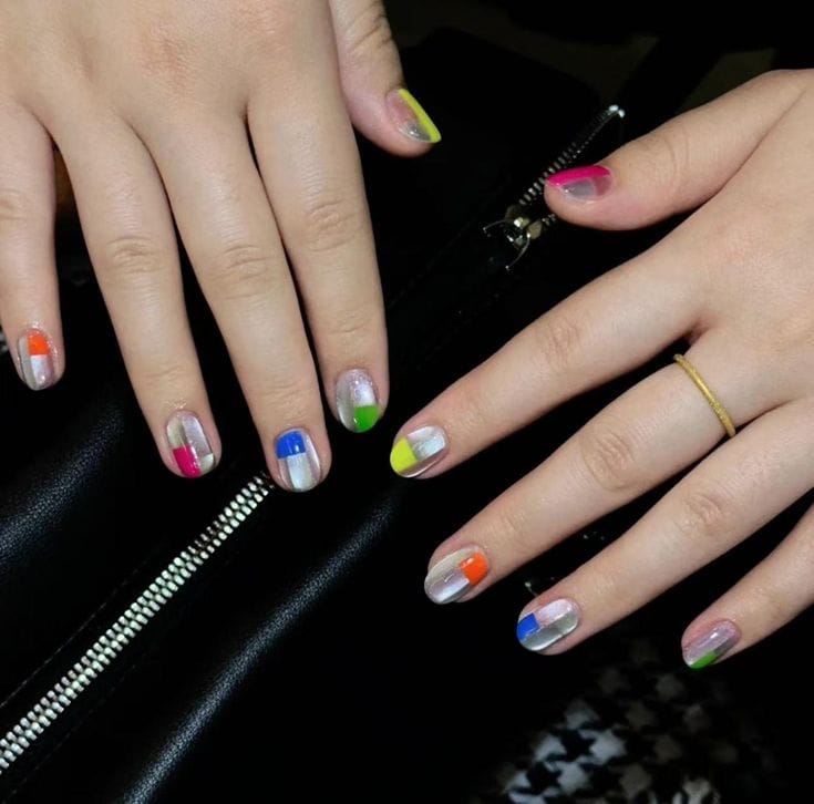 Customer photo review of Siva Nail, Color Pop Chrome Patchwork – Retro Block Design  Handmade Press on Nails