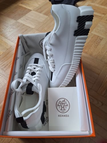 Customer photo review of HM Jump Sneaker In White Cowhide 985305