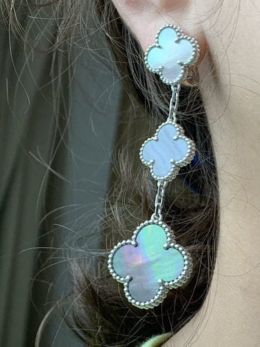 Customer photo review of CLOVER MOP 3 MOTIFS SILVER EARRINGS