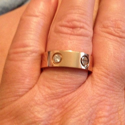 Customer photo review of LOVE RING 5.5MM 3 DIAMONDS PINK GOLD