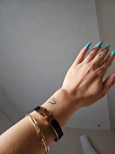 Customer photo review of H BLACK BRACELET