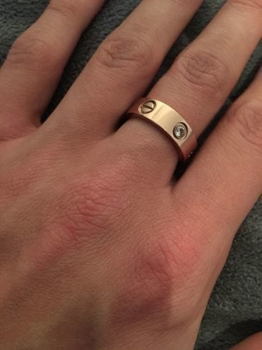 Customer photo review of LOVE RING 5.5MM 3 DIAMONDS PINK GOLD