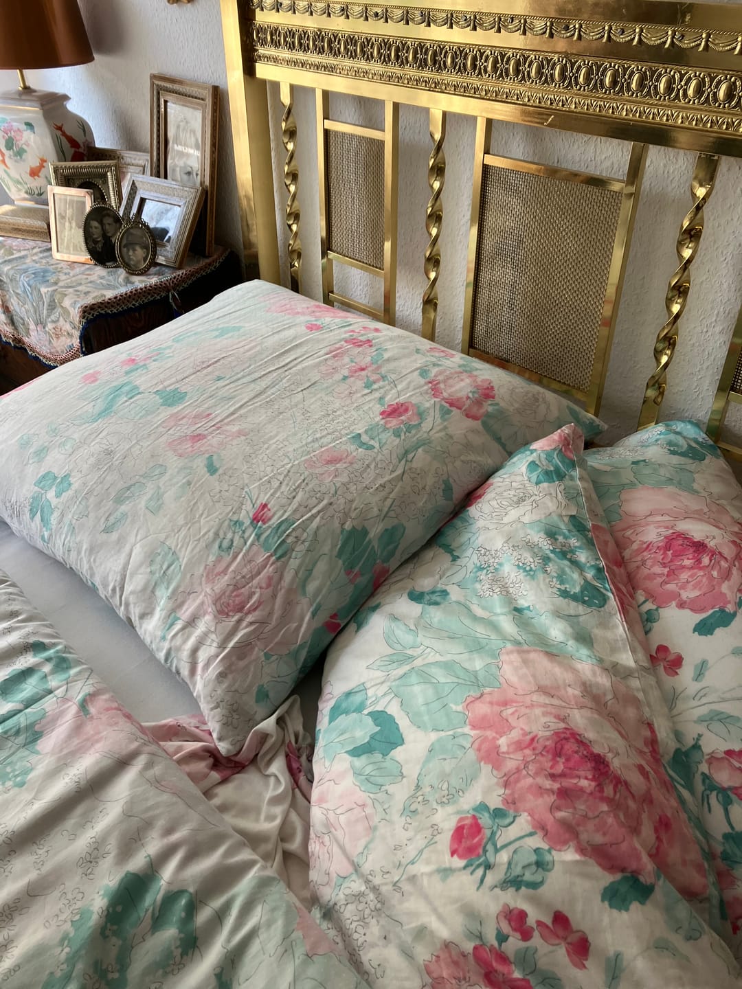 Customer photo review of 3-Kammern Daunenkissen 80x80 cm