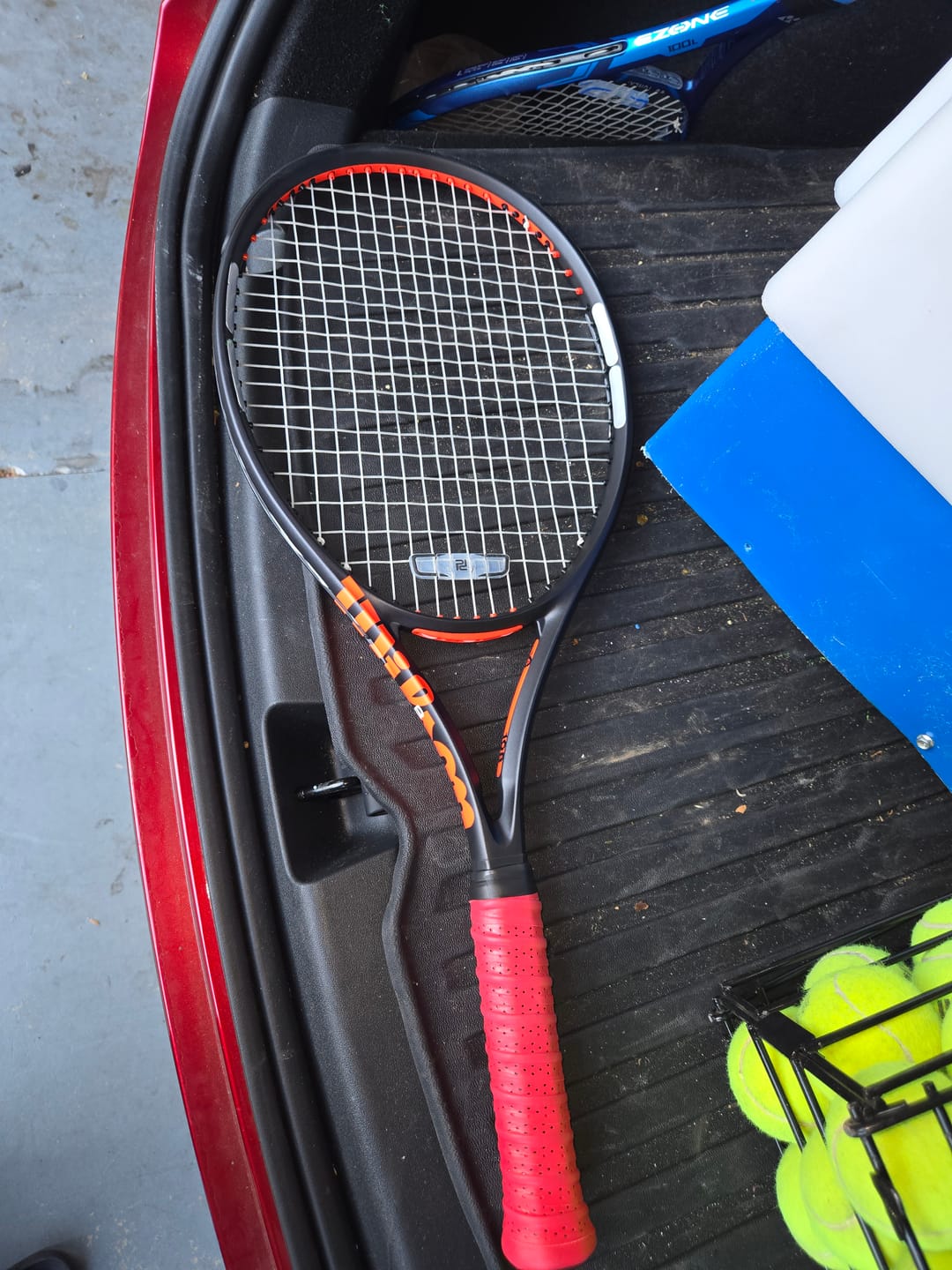 Customer photo review of Solinco Vanquish Tennis String - Set