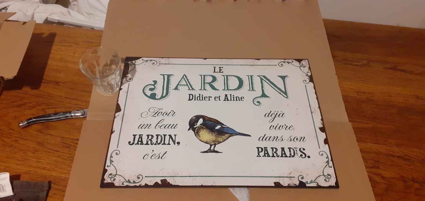 Customer photo review of Joie dans le jardin – Outdoor-Pancarte de porte