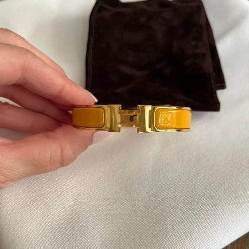Customer photo review of H BRACELET PERU 12MM