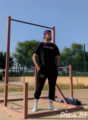 Customer photo review of Alpha Comfort Premium Joggers - Black