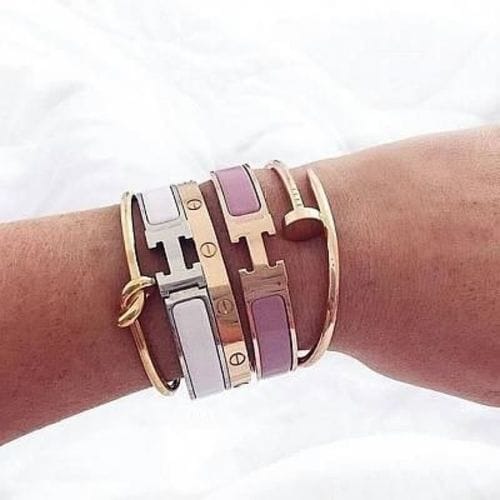 Customer photo review of H PURPLE BRACELET