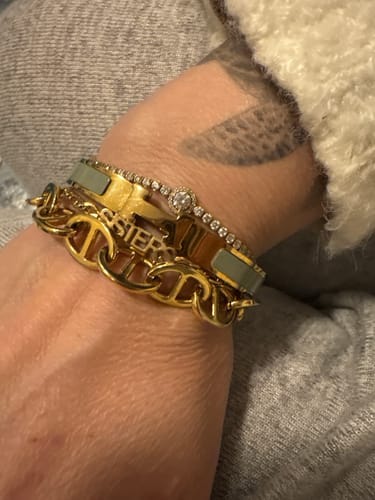 Customer photo review of CLASSIC HM CLIC GREEN 8MM ENAMEL BRACELET