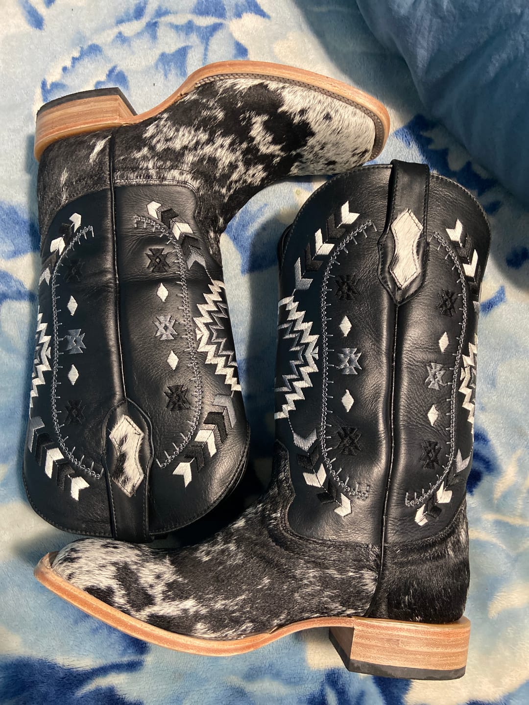 Customer photo review of Genuine Cowhide Boots - Square Toe
