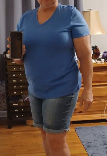 Customer photo review of Junie Tee • Final Sale Deals! - Blue Gelato