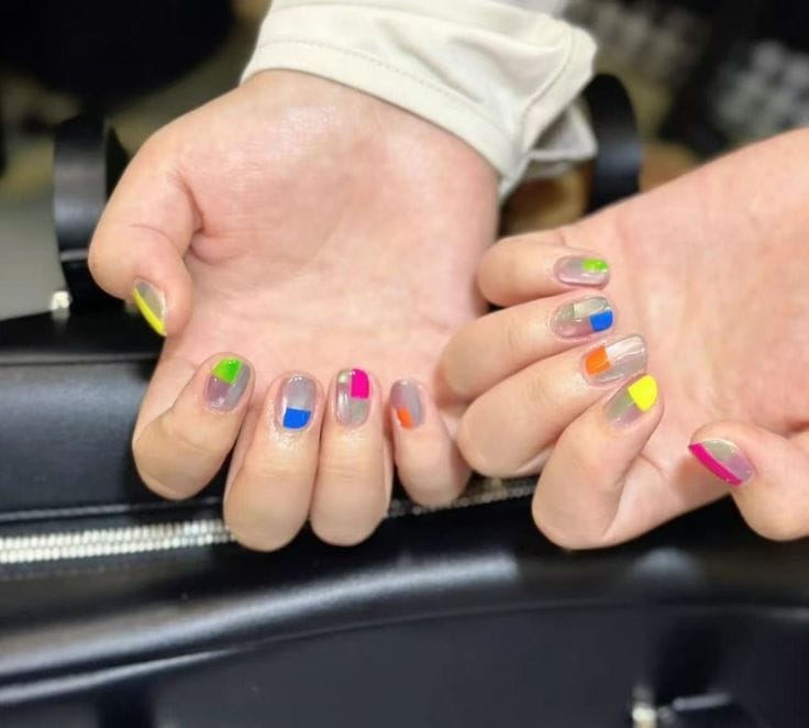 Customer photo review of Siva Nail, Color Pop Chrome Patchwork – Retro Block Design  Handmade Press on Nails